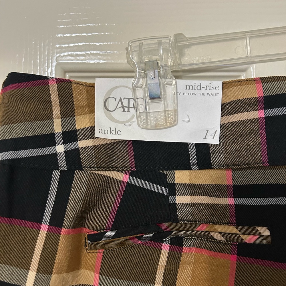 Chic Plaid Ankle Trousers - Picture 3 of 3